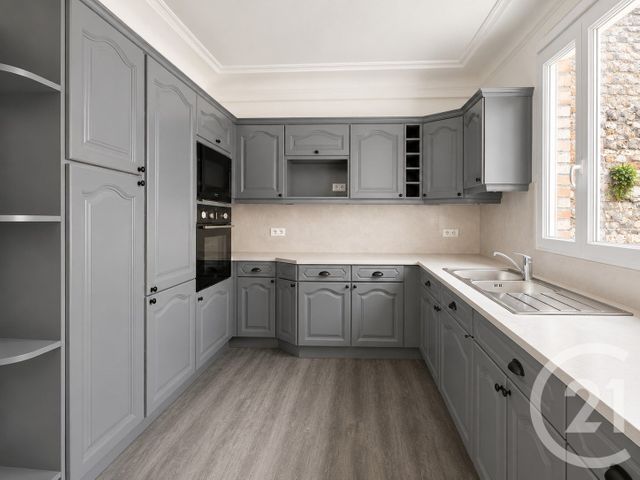 Appartement F2 à louer - 2 pièces - 57.01 m2 - PUTEAUX - 92 - ILE-DE-FRANCE - Century 21 Cayla Immobilier