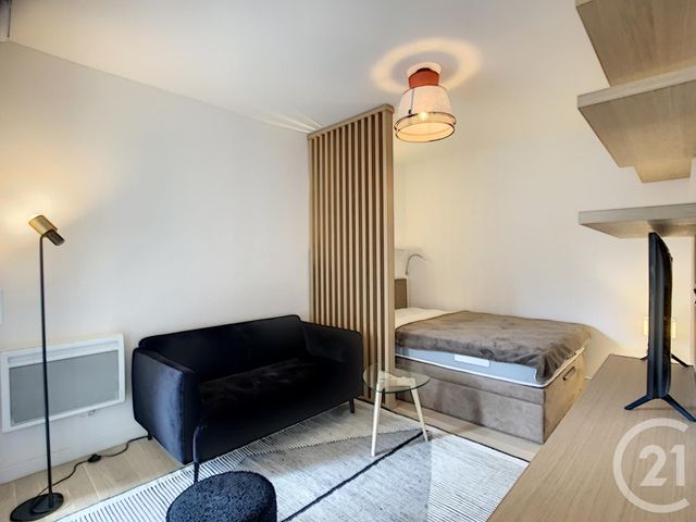 Appartement F1 à louer - 1 pièce - 30.5 m2 - PUTEAUX - 92 - ILE-DE-FRANCE - Century 21 Cayla Immobilier
