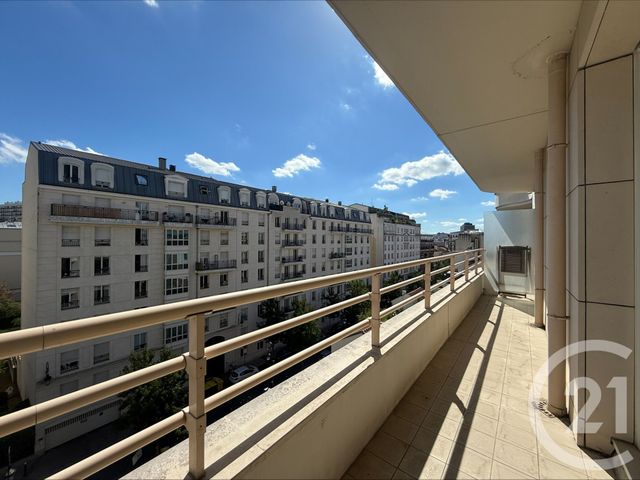 Appartement F2 à louer - 2 pièces - 49.5 m2 - PUTEAUX - 92 - ILE-DE-FRANCE - Century 21 Cayla Immobilier