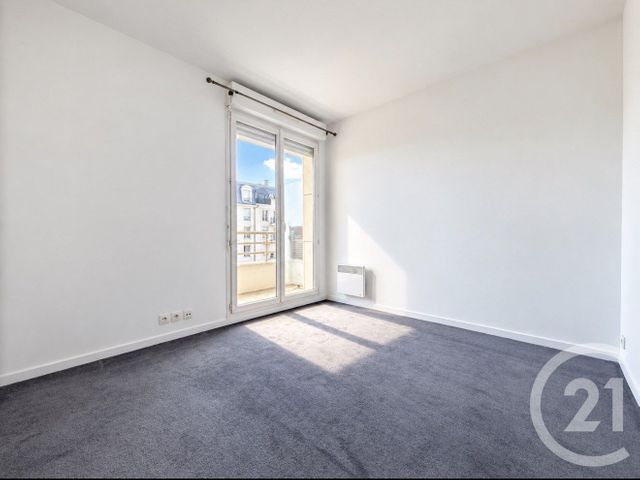 Appartement F2 à louer - 2 pièces - 49.5 m2 - PUTEAUX - 92 - ILE-DE-FRANCE - Century 21 Cayla Immobilier