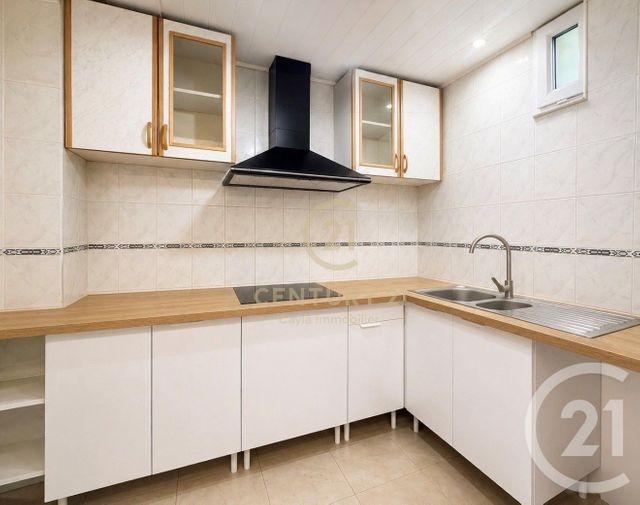 Appartement F2 à louer - 2 pièces - 35.51 m2 - PUTEAUX - 92 - ILE-DE-FRANCE - Century 21 Cayla Immobilier