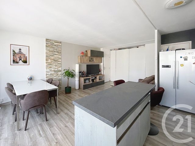 Appartement F3 à vendre - 3 pièces - 69.03 m2 - PUTEAUX - 92 - ILE-DE-FRANCE - Century 21 Cayla Immobilier