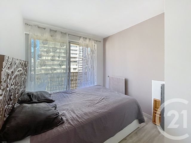 Appartement F3 à vendre - 3 pièces - 69.03 m2 - PUTEAUX - 92 - ILE-DE-FRANCE - Century 21 Cayla Immobilier