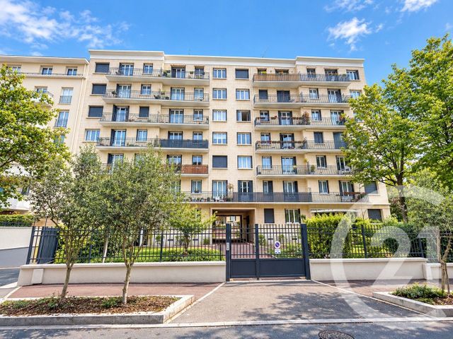 Appartement F5 à vendre - 5 pièces - 84.45 m2 - SURESNES - 92 - ILE-DE-FRANCE - Century 21 Cayla Immobilier