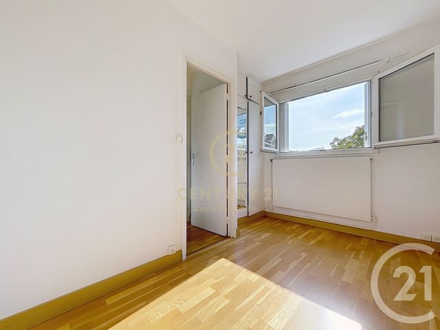 Appartement F2 à vendre - 2 pièces - 40.0 m2 - PUTEAUX - 92 - ILE-DE-FRANCE - Century 21 Cayla Immobilier