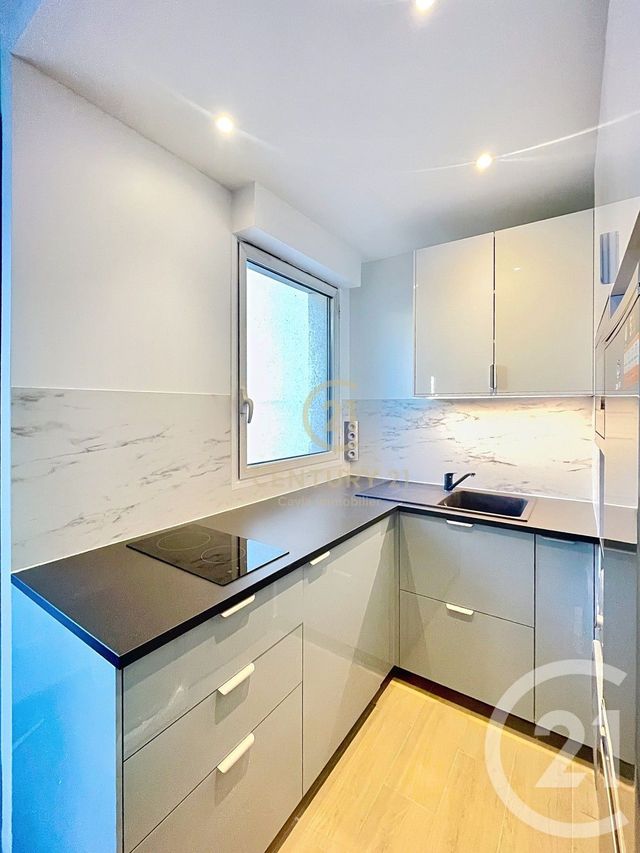 Appartement Studio à louer - 1 pièce - 36.4 m2 - PUTEAUX - 92 - ILE-DE-FRANCE - Century 21 Cayla Immobilier